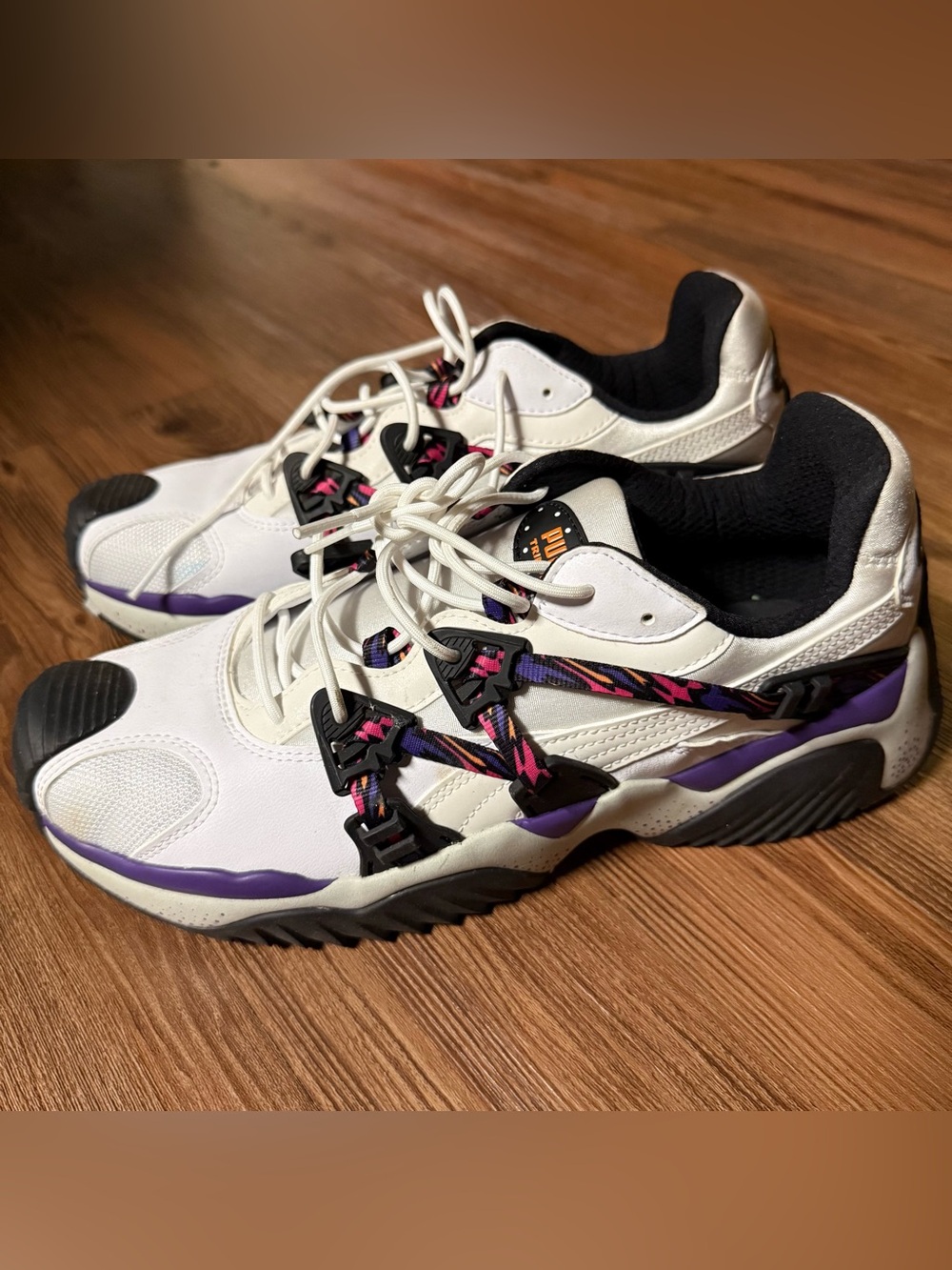 Puma Sneakers